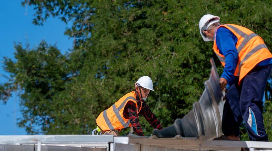 Expert top industrial roofings services in Stickney, SD